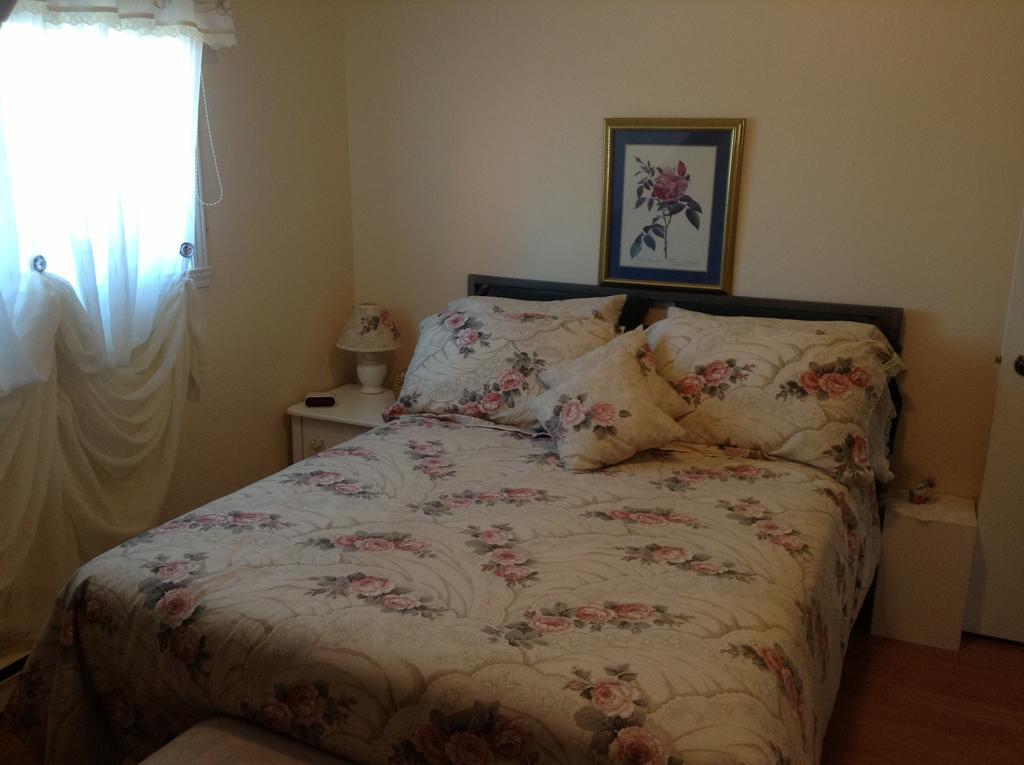 Bed and Breakfast Douces Evasions Saint-Anselme Екстер'єр фото