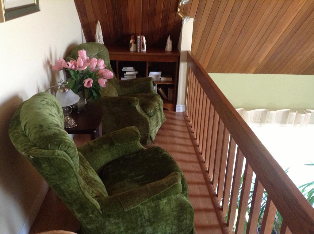 Bed and Breakfast Douces Evasions Saint-Anselme Екстер'єр фото